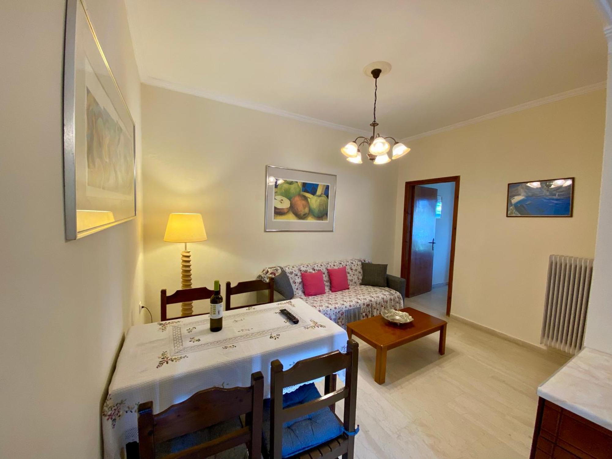 Thomas Apartments Дассия Экстерьер фото